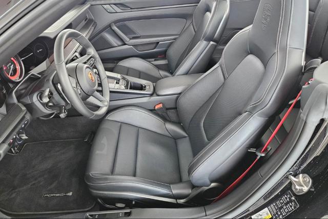 Porsche 992 911 Carrera 4 GTS Cabriolet +LIFT - foto 3 di 4