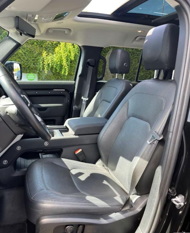 Land Rover Defender 110 3.0D I6 250 CV AWD Auto XS Edition (N1) - foto 3 di 4