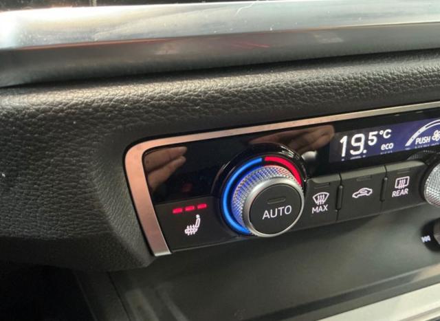 Audi Q3 SPB 35 TDI S tronic S line edition - foto 4 di 4