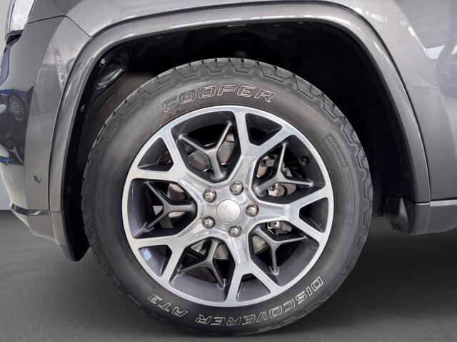 Jeep Grand Cherokee 3.0 V6 CRD 250 CV Multijet II Overland - foto 3 di 4