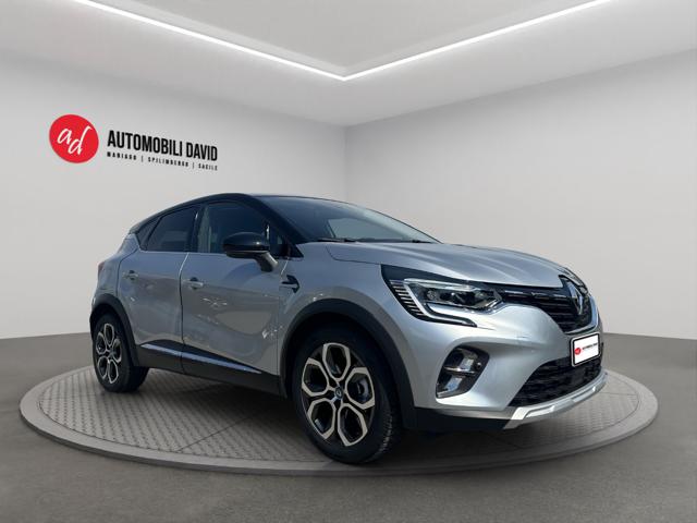 Renault Captur Full Hybrid E-Tech 145 CV Initiale Paris - foto 3 di 4