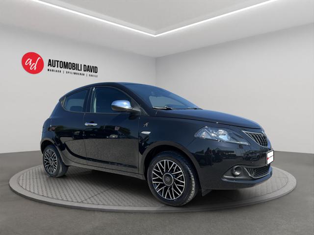 Lancia Ypsilon 1.0 FireFly 5 porte S&S Hybrid Ferretti - foto 3 di 4