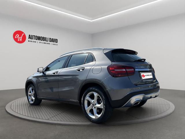 Mercedes-Benz GLA 180 d Business - foto 4 di 4