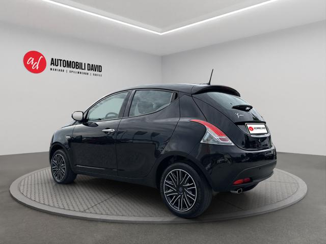 Lancia Ypsilon 1.0 FireFly 5 porte S&S Hybrid Ecochic Gold - foto 4 di 4