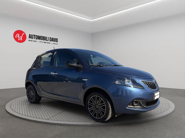 Lancia Ypsilon 1.0 FireFly 5 porte S&S Hybrid Silver Plus - foto 4 di 4