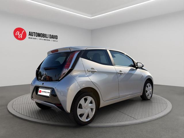 Toyota Aygo 1.0 VVT-i 69 CV 5 porte x-cite TSS - foto 4 di 4
