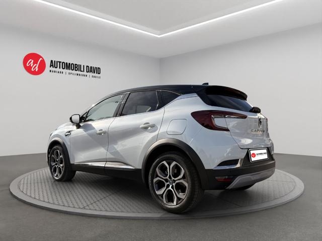 Renault Captur Plug-in Hybrid E-Tech 160 CV Techno - foto 3 di 4