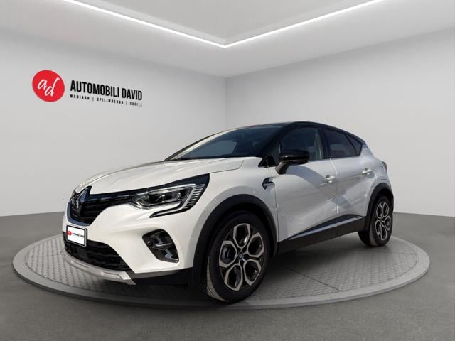 Renault Captur Plug-in Hybrid E-Tech 160 CV Techno, del 2021, 49.000 km, in vendita a Maniago (PN)