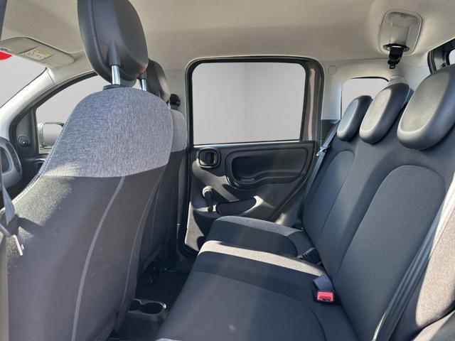 Fiat Panda 1.0 FireFly S&S Hybrid, del 2022, 78.000 km, in vendita a Maniago (PN)