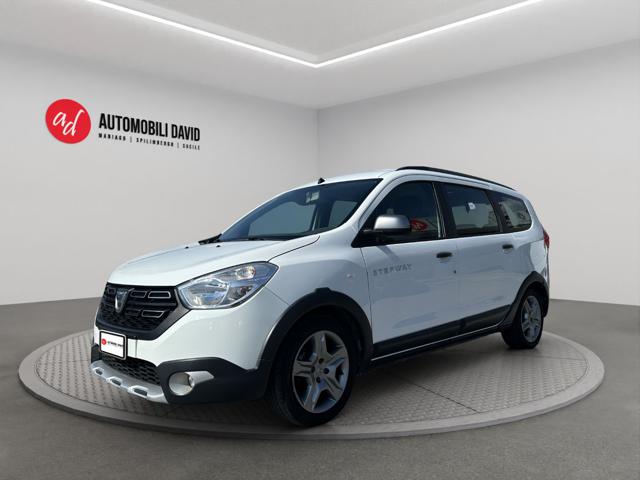 Dacia Lodgy Stepway 1.5 Blue dCi 8V 115CV 7 posti usato a MANIAGO