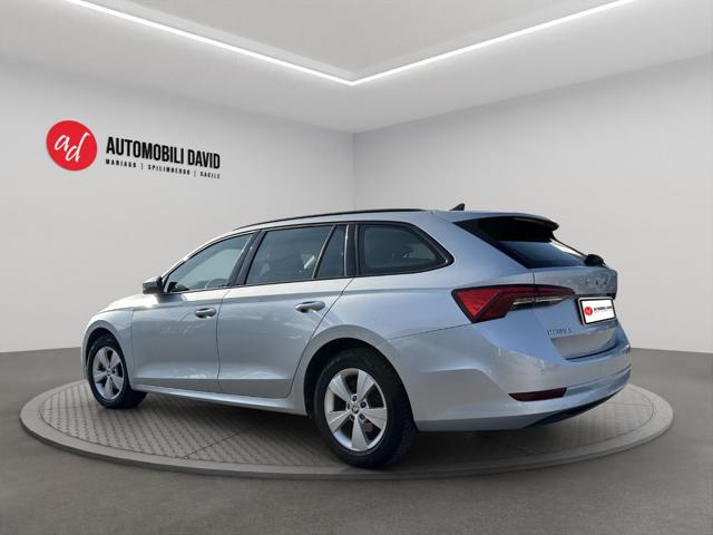 Skoda Octavia 2.0 TDI EVO SCR DSG Wagon Executive - foto 3 di 4