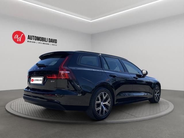 Volvo V60 B4 (d) automatico Essential - foto 4 di 4