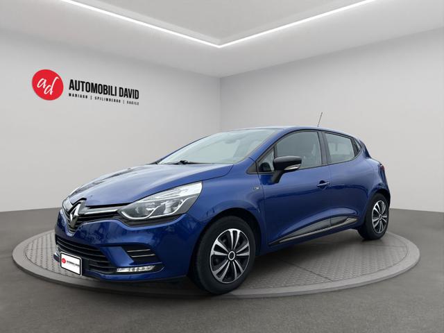 Renault Clio TCe 12V 90 CV GPL 5 porte Moschino Zen - foto 1 di 4