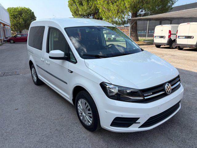 Volkswagen Caddy 1.4 TGI 5 posti Life - foto 4 di 4