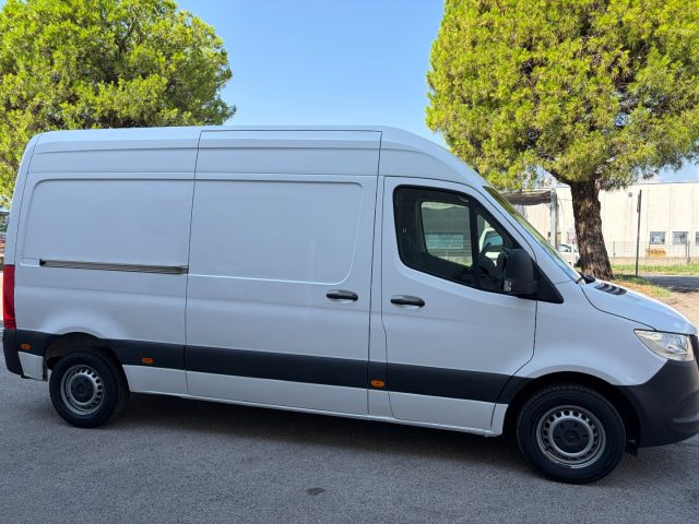 Mercedes-Benz Sprinter F39/33 311 CDI FWD TA Furgone - foto 4 di 4