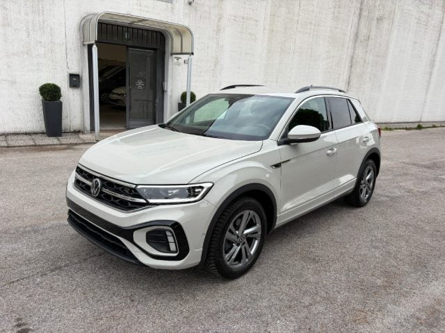 Volkswagen T-Roc 1.0 TSI R-Line, del 2024, 34.681 km, in vendita a Santorso (VI)