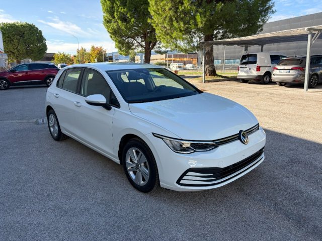 Volkswagen Golf 1.5 TGI Life - foto 3 di 4