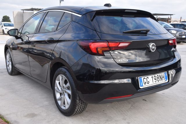 Opel Astra 1.5 CDTI 122 CV S&S 5 porte Business Elegance - foto 4 di 4