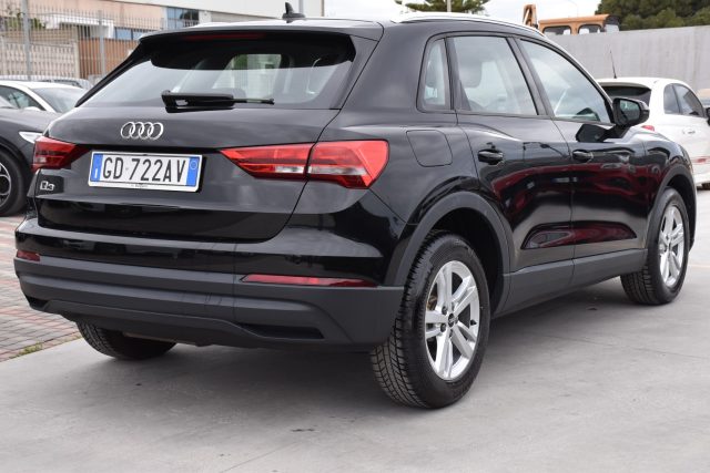 Audi Q3 35 TDI S tronic Business *Navigatore* - foto 4 di 4