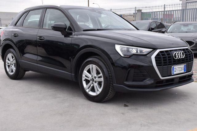 Audi Q3 35 TDI S tronic Business *Navigatore* - foto 3 di 4
