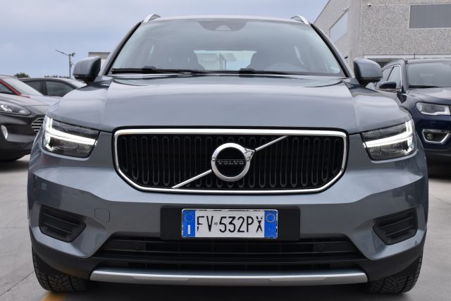 Volvo XC40 D3 Geartronic Momentum - foto 2 di 18
