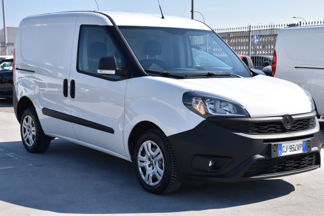 Fiat Doblo Doblò 1.6 MJT 105CV S&S PC-TN Cargo Lounge - foto 3 di 4