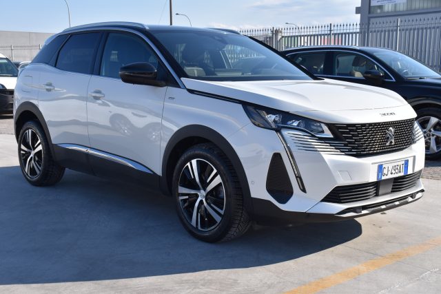 Peugeot 3008 BlueHDi 130 S&S EAT8 GT - foto 3 di 4