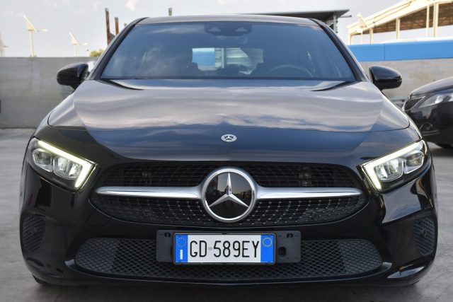 Mercedes-Benz A 180 d Automatic Business Extra *Navigatore* - foto 2 di 4