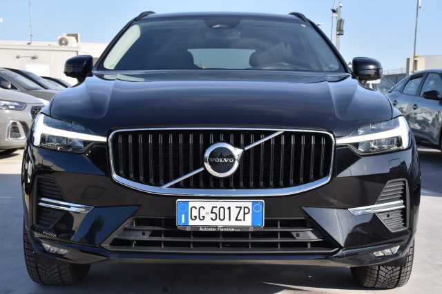 Volvo XC60 B4 (d) AWD Geartronic Momentum *Pelle* - foto 2 di 4