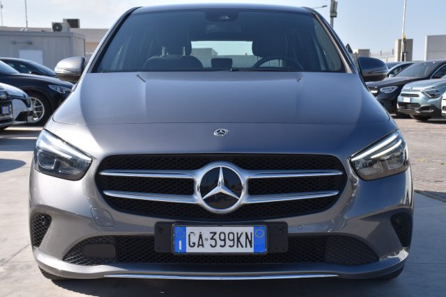 Mercedes-Benz B 180 d Business Extra *NAVIGATORE* - foto 2 di 4