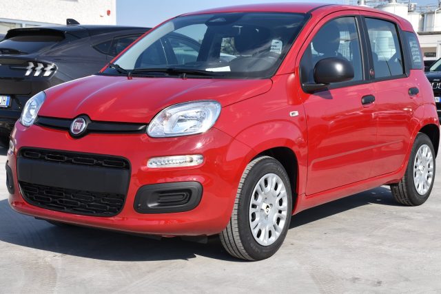 Fiat Panda 1.0 FireFly S&S Hybrid Icon *SENSORI* km 0 a SAN VITO DEI NORMANNI