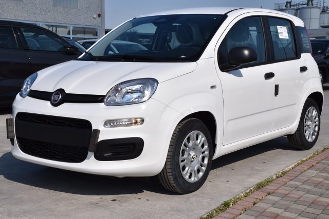 Fiat Panda 1.0 FireFly S&S Hybrid Icon *SENSORI* km 0 a SAN VITO DEI NORMANNI