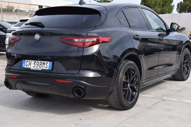 Alfa Romeo Stelvio 2.2 Turbodiesel 210 CV AT8 Q4 Veloce - foto 4 di 4