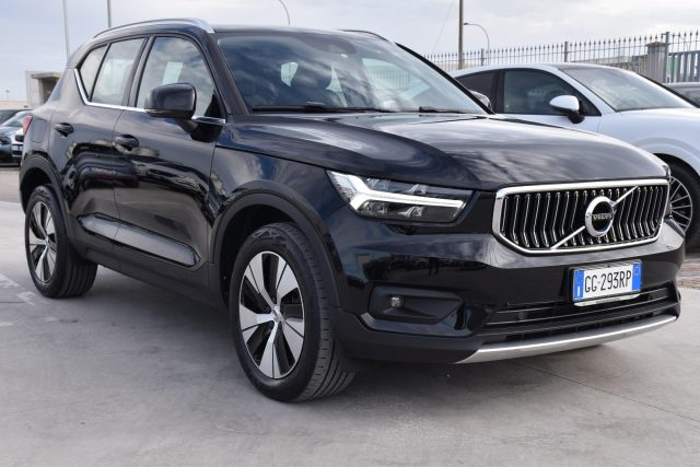 Volvo XC40 T4 Recharge Plug-in Hybrid Inscription Expression - foto 3 di 4