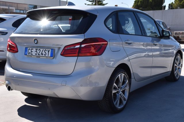 BMW 216 d Active Tourer Business *Led, Navigatore* - foto 4 di 4