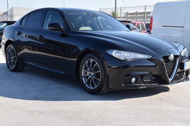 Alfa Romeo Giulia 2.2 Turbodiesel 180 CV Super - foto 3 di 4