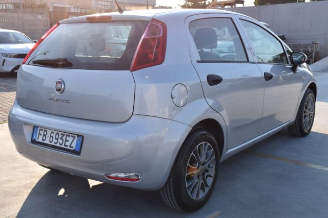 Fiat Punto 1.2 8V 5 porte Lounge - foto 4 di 4