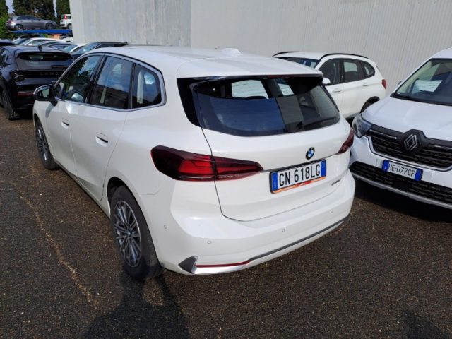 BMW 218 d Active Tourer Luxury - foto 3 di 4