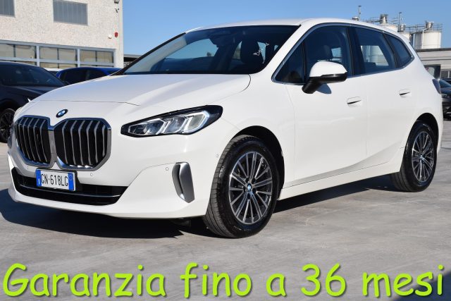 BMW 218 d Active Tourer Luxury usato a SAN VITO DEI NORMANNI