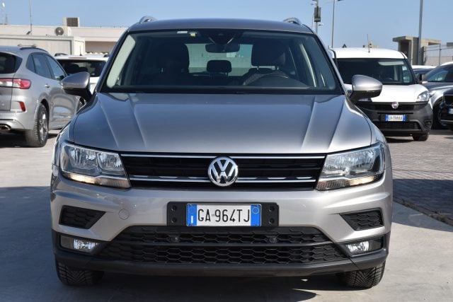 Volkswagen Tiguan 2.0 TDI SCR DSG Business BMT *NAVIGATORE* - foto 2 di 4