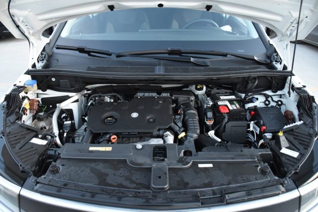 Opel Grandland 1.5 diesel Ecotec aut. Business Elegance, del 2022, 66.082 km, in vendita a San Vito Dei Normanni (BR)