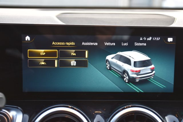 Mercedes-Benz GLB 200 d Automatic Business Extra, del 2021, 96.801 km, in vendita a San Vito Dei Normanni (BR)