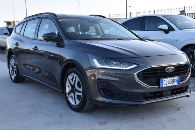 Ford Focus 1.5 EcoBlue 120 CV automatico SW Business - foto 3 di 17