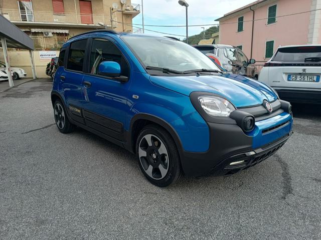 Fiat Panda 1.0 Hybrid Cross - EXTRA SCONTO -3600? - foto 4 di 4