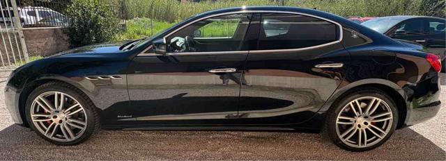 Maserati Ghibli V6 Diesel Gransport - foto 2 di 4