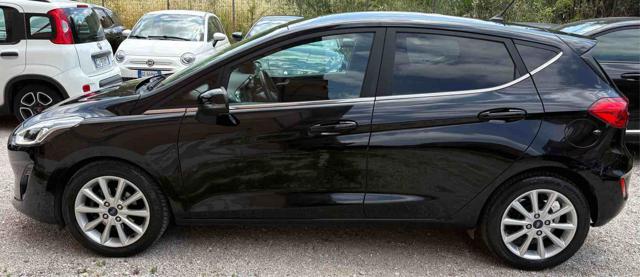 Ford Fiesta 1.0 EcoBoost 100CV 5 porte Powershift Titanium - foto 2 di 4