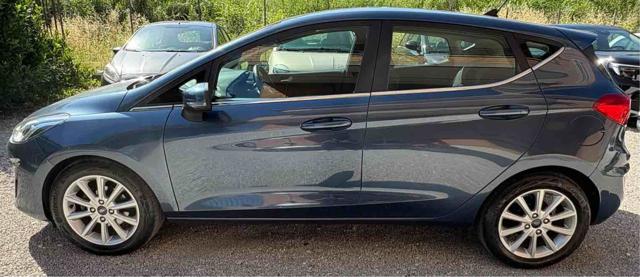 Ford Fiesta 1.5 EcoBlue 5 porte Titanium - foto 2 di 4