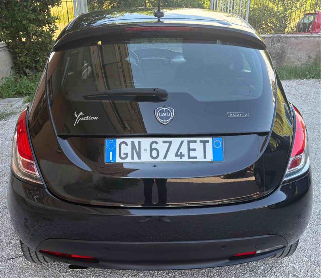 Lancia Ypsilon 1.0 FireFly 5 porte S&S Hybrid Gold - foto 4 di 4