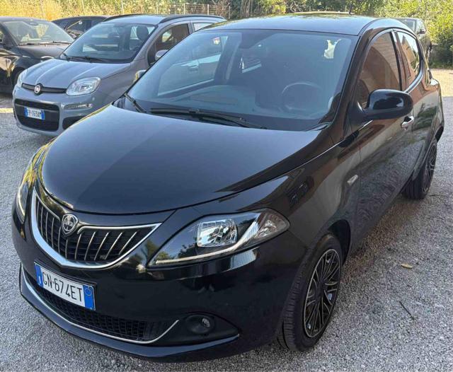 Lancia Ypsilon 1.0 FireFly 5 porte S&S Hybrid Gold usato a MONTEROTONDO