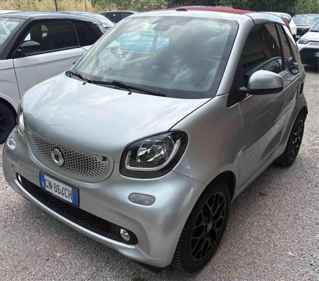 smart forTwo 70 1.0 twinamic cabrio Passion usato a MONTEROTONDO